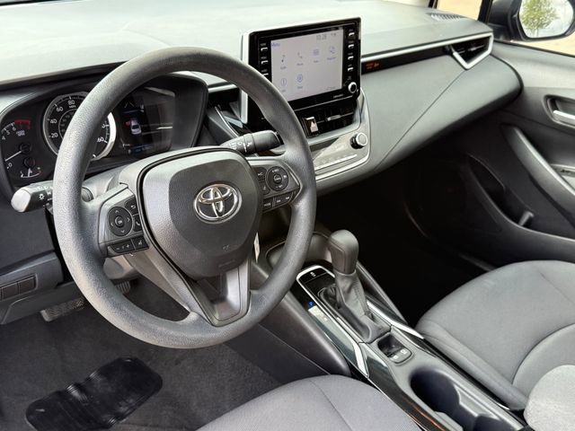 Used 2021 Toyota Corolla LE image 11