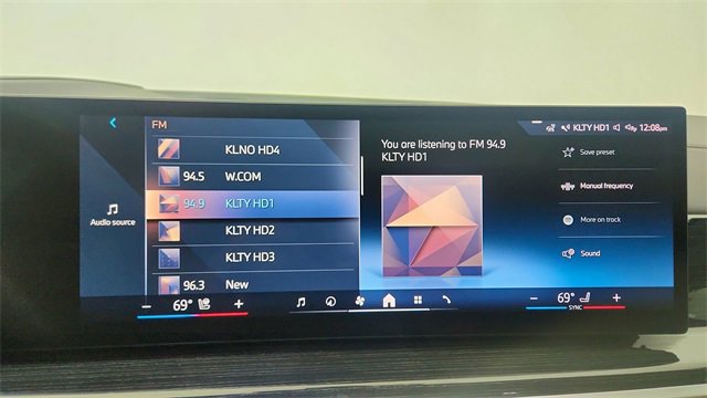 Used 2025 BMW X5 sDrive40i w/ M Sport Package image 50