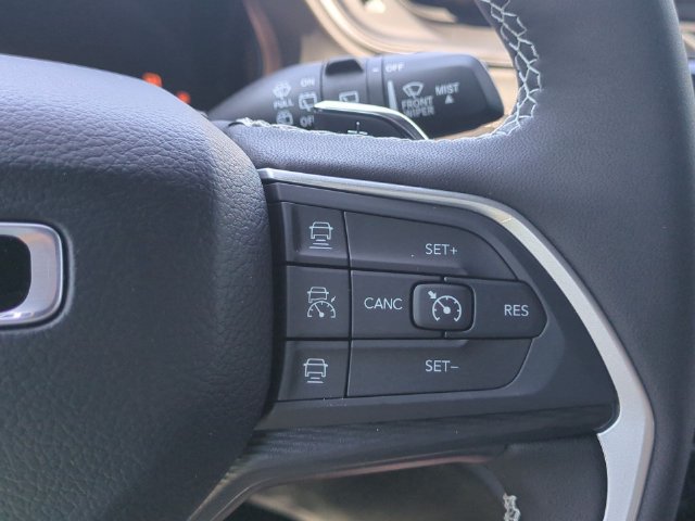 New 2026 Jeep Grand Cherokee Laredo X RWD image 21