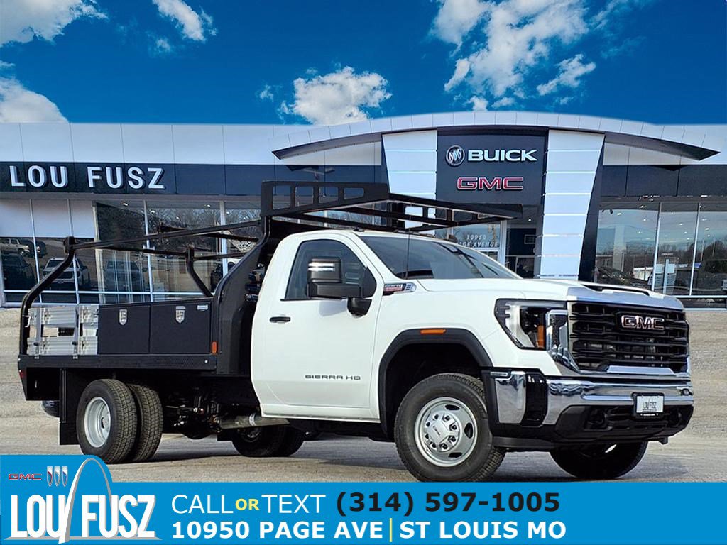 New 2026 GMC Sierra 3500 Pro w/ Convenience Package