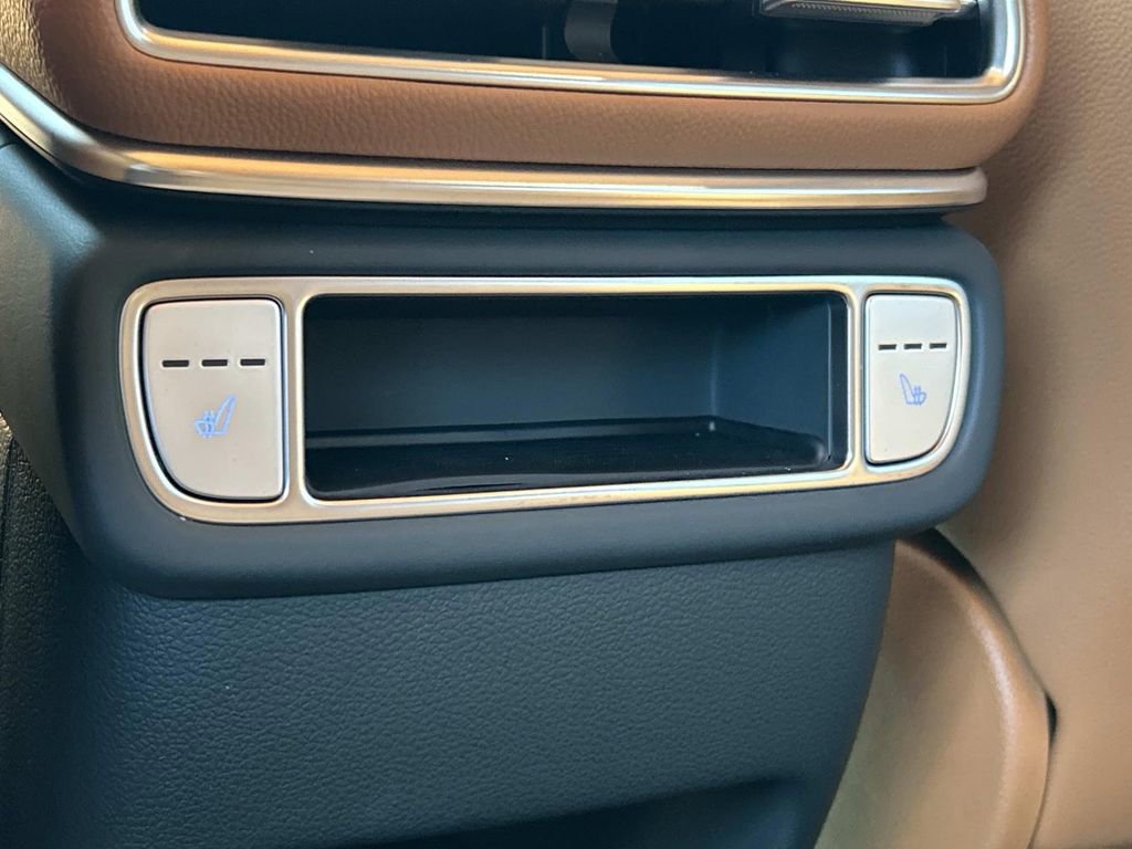 Used 2025 Genesis GV80 3.5T Advanced AWD/4WD image 24