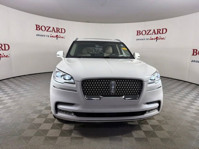 Used 2021 Lincoln Aviator Reserve w/ Equipment Group 210A AWD/4WD image 2