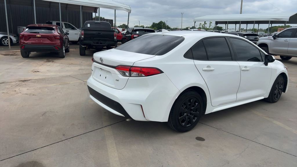 Used 2022 Toyota Corolla LE FWD image 7
