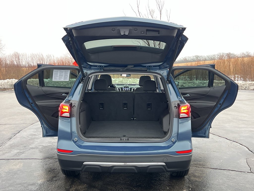 Used 2024 Chevrolet Equinox LT image 37