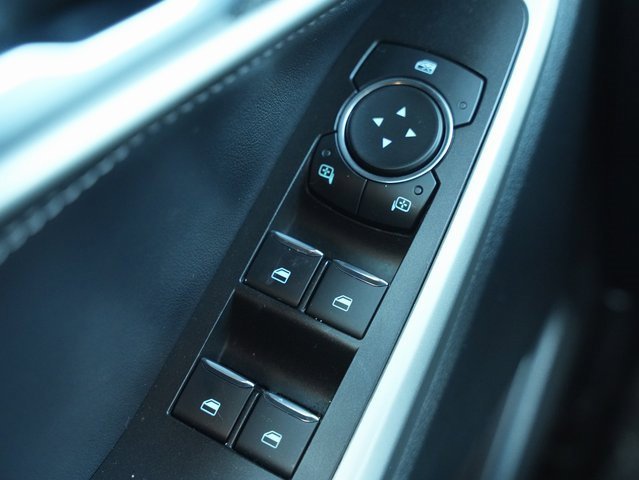 Used 2022 Ford Explorer XLT w/ Equipment Group 202A image 26