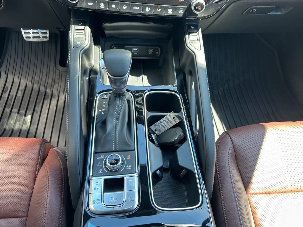 Used 2024 Kia Telluride SX image 17