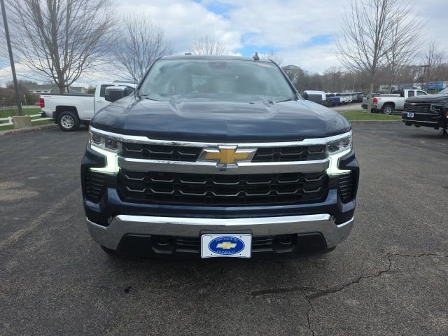 Used 2023 Chevrolet Silverado 1500 LT AWD/4WD image 7