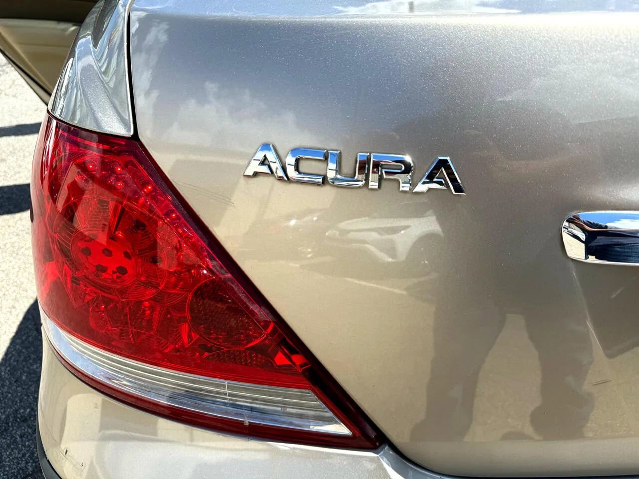 Used 2008 Acura RL 3.5 Sedan 4D image 28