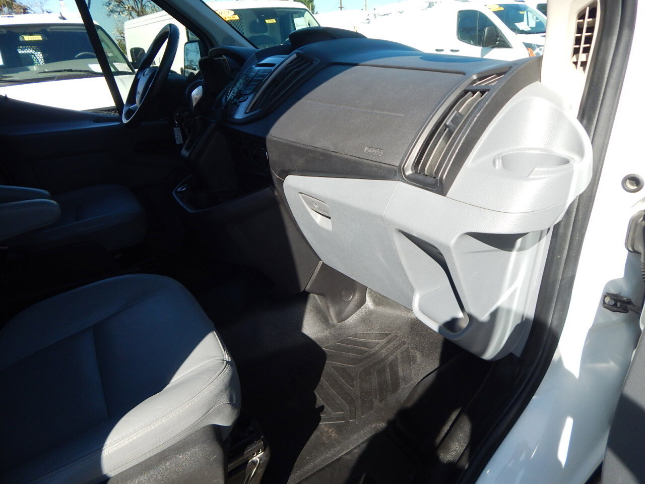Used 2019 Ford Transit 350 w/ Premium Package RWD image 20