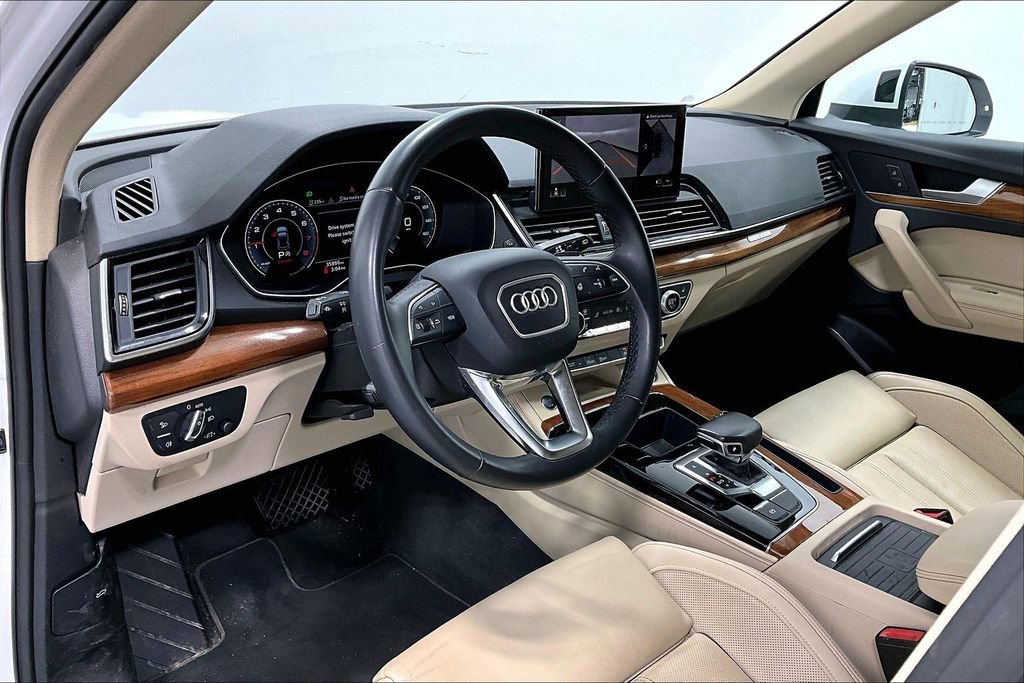 Used 2021 Audi Q5 2.0T Premium Plus w/ Premium Plus Package image 16