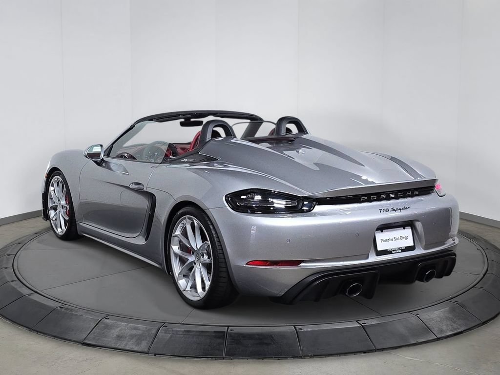 Certified 2021 Porsche 718 Boxster Spyder RWD image 3