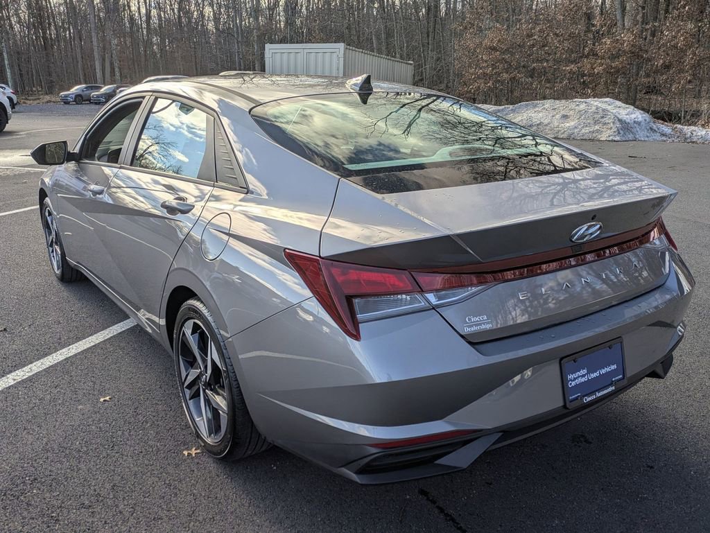 Certified 2023 Hyundai Elantra SEL w/ Convenience Package image 7