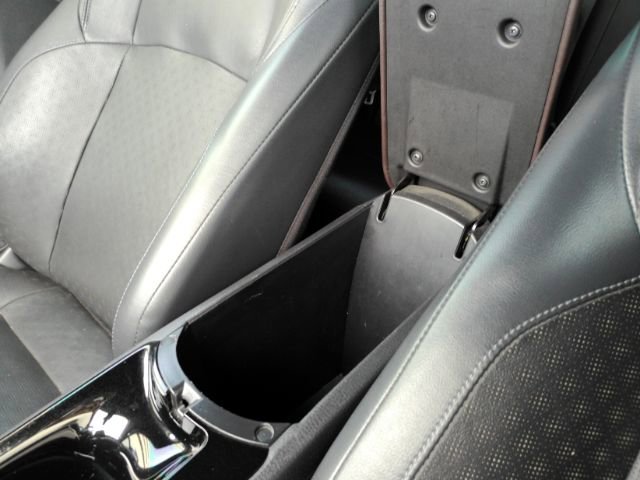 Used 2019 Toyota C-HR Limited image 45