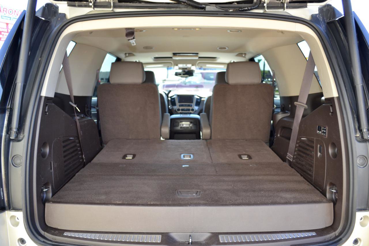 Used 2017 GMC Yukon Denali w/ Open Road Package AWD/4WD image 8