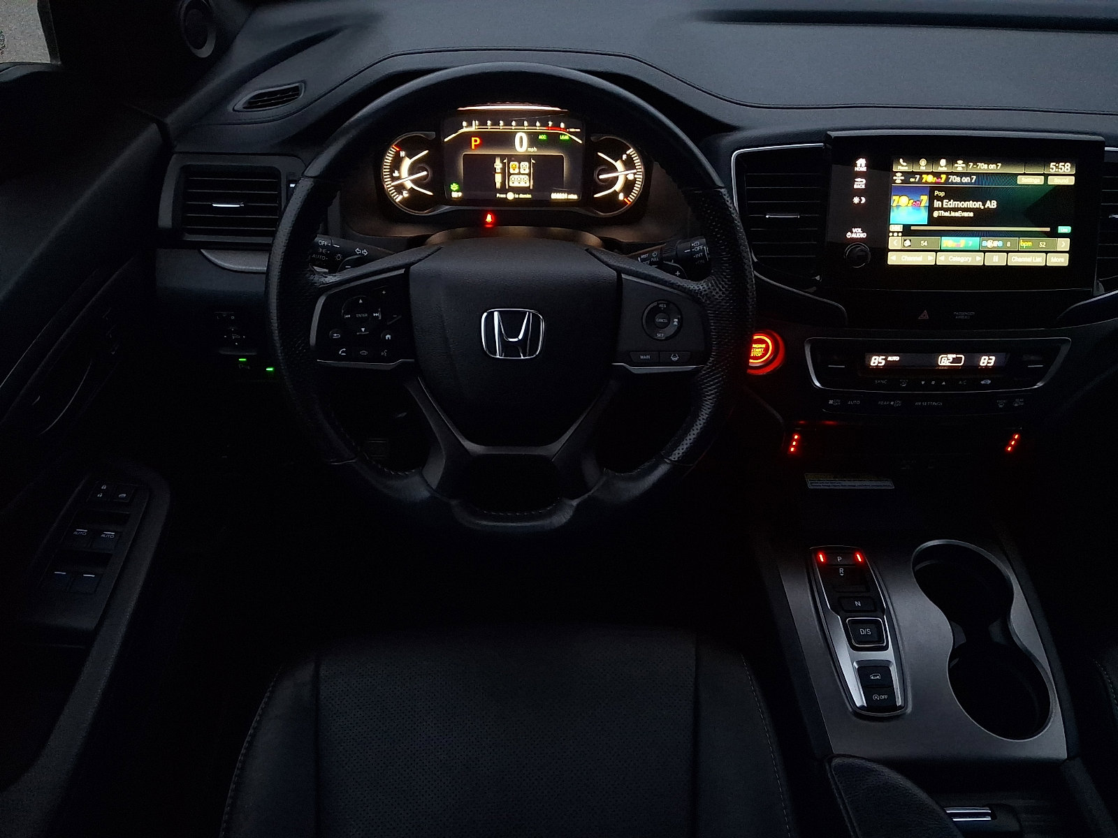 Used 2023 Honda Passport EX-L image 11