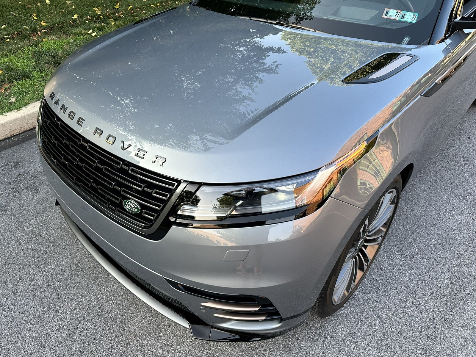 Used 2024 Land Rover Range Rover Velar Dynamic HSE AWD/4WD image 74