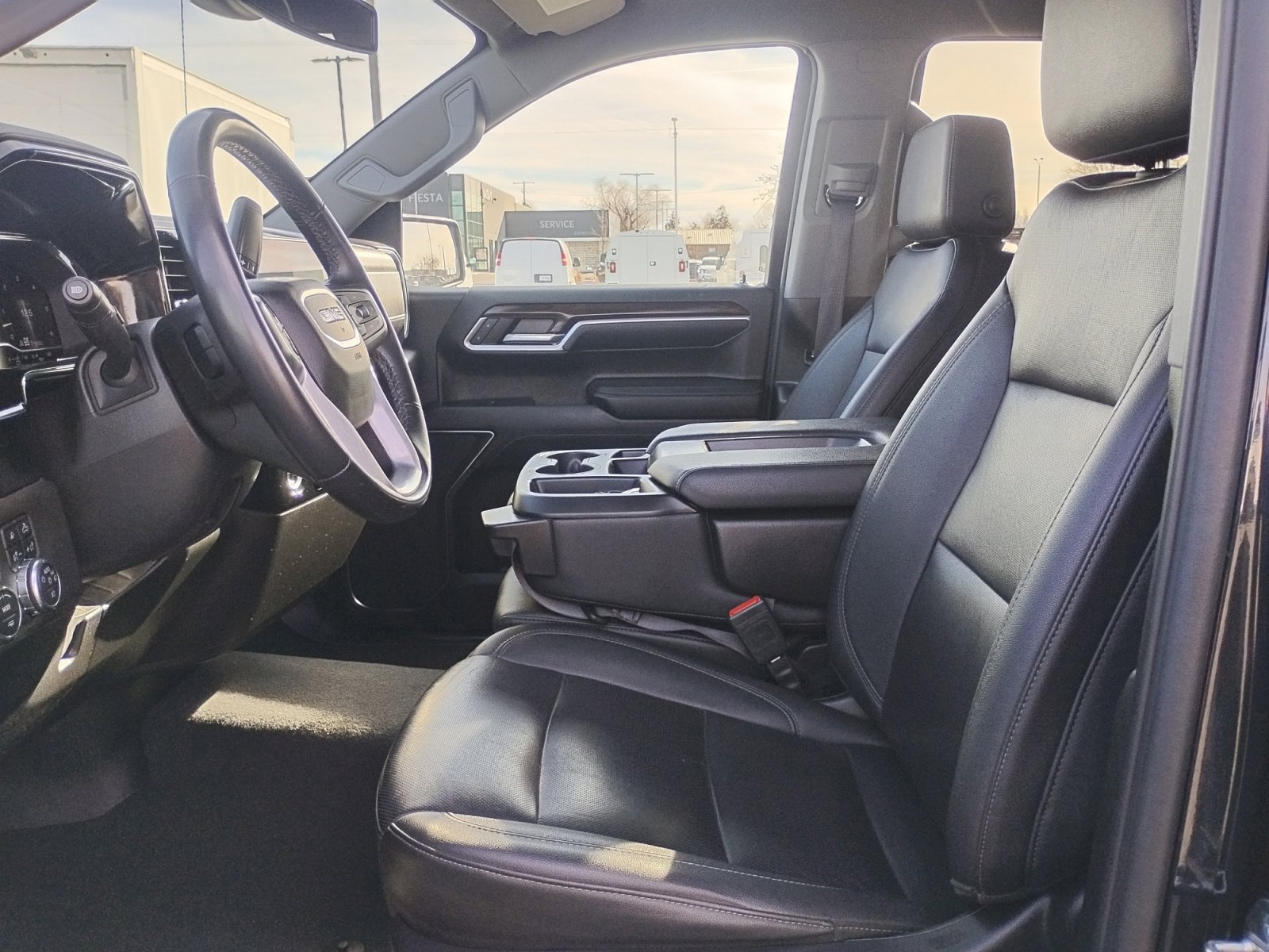 Used 2024 GMC Sierra 1500 SLT image 12