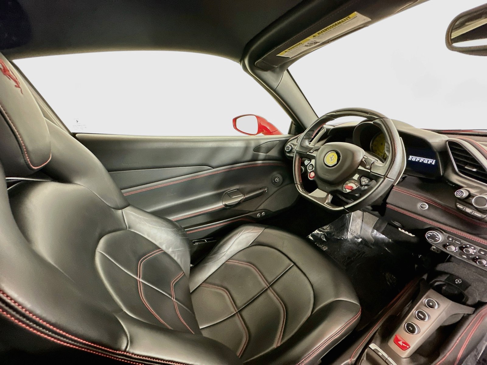 Used 2018 Ferrari 488 Spider RWD image 60