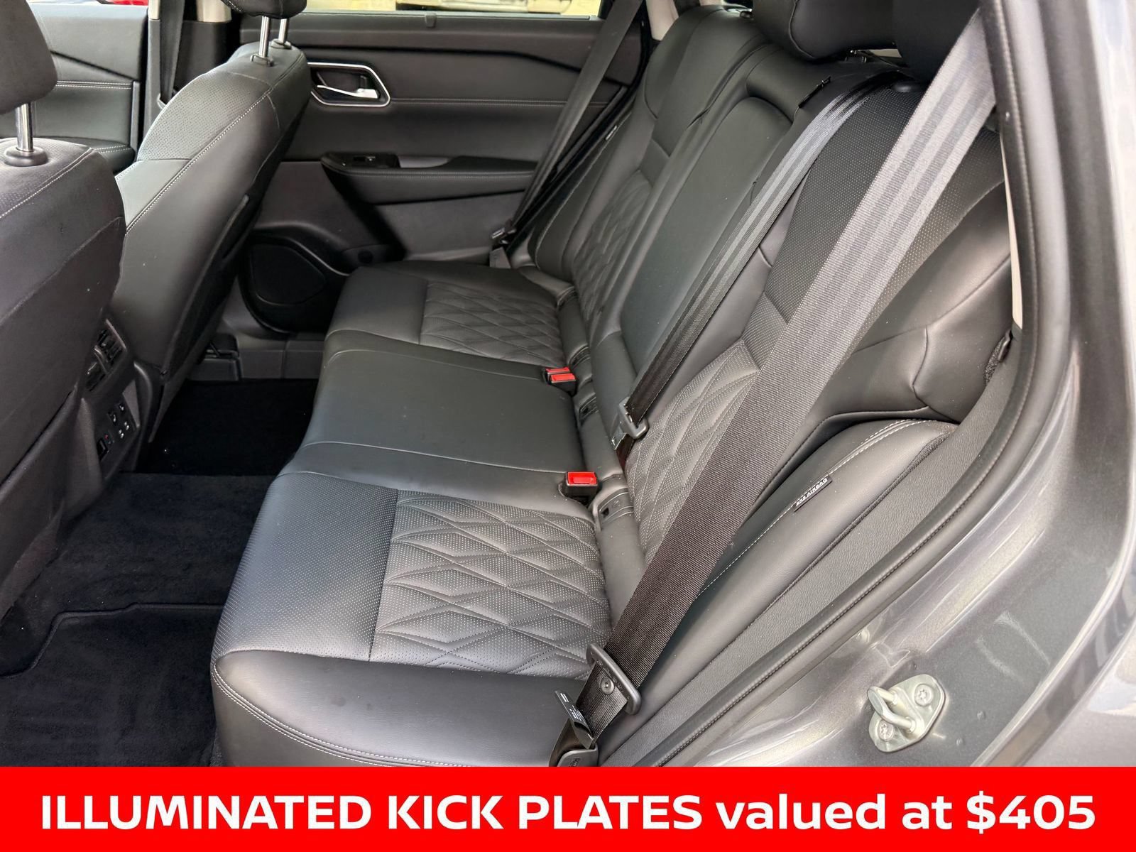 Certified 2025 Nissan Rogue Platinum w/ Tech Package AWD/4WD image 32