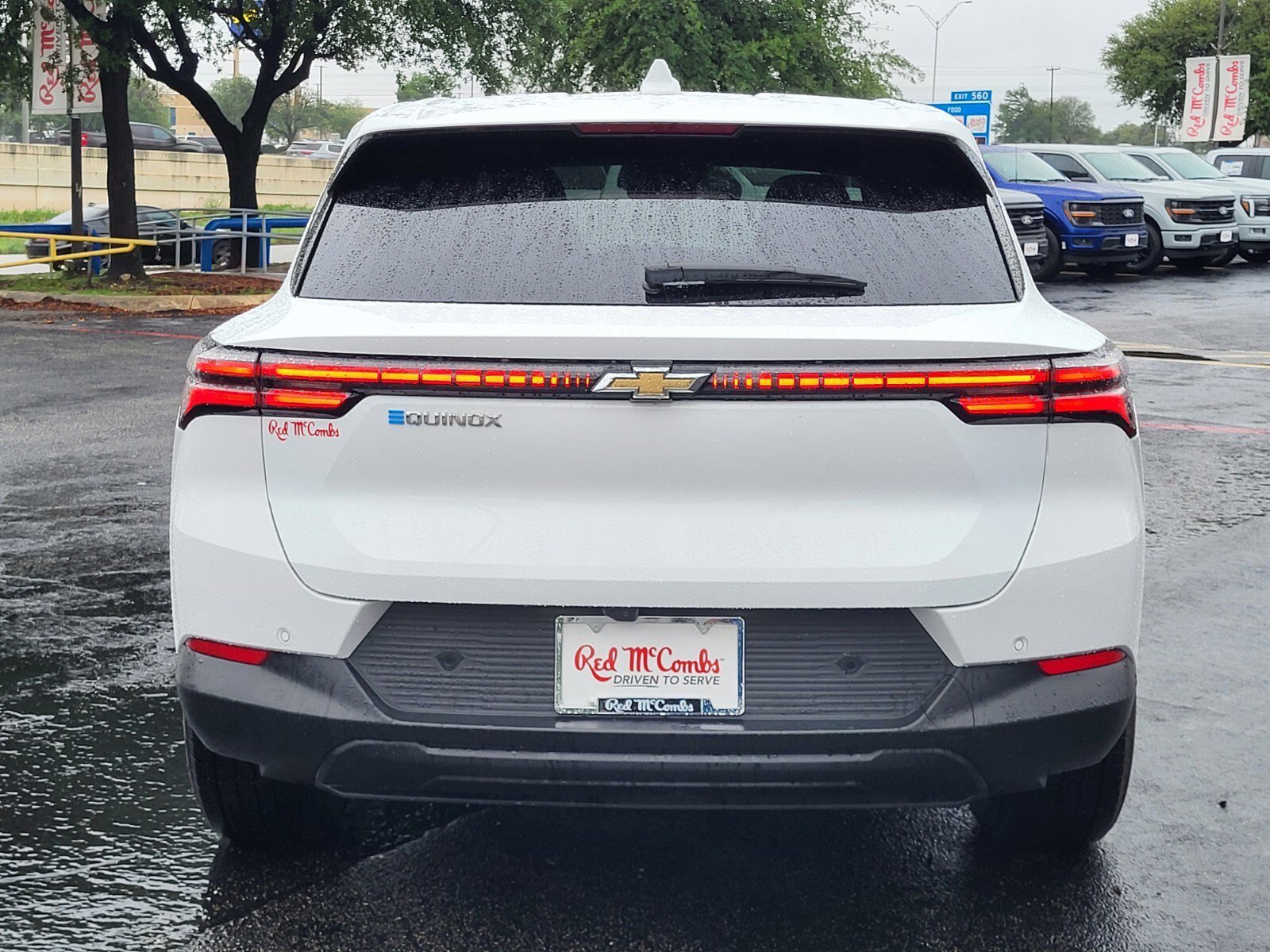 Used 2025 Chevrolet Equinox EV LT FWD image 5
