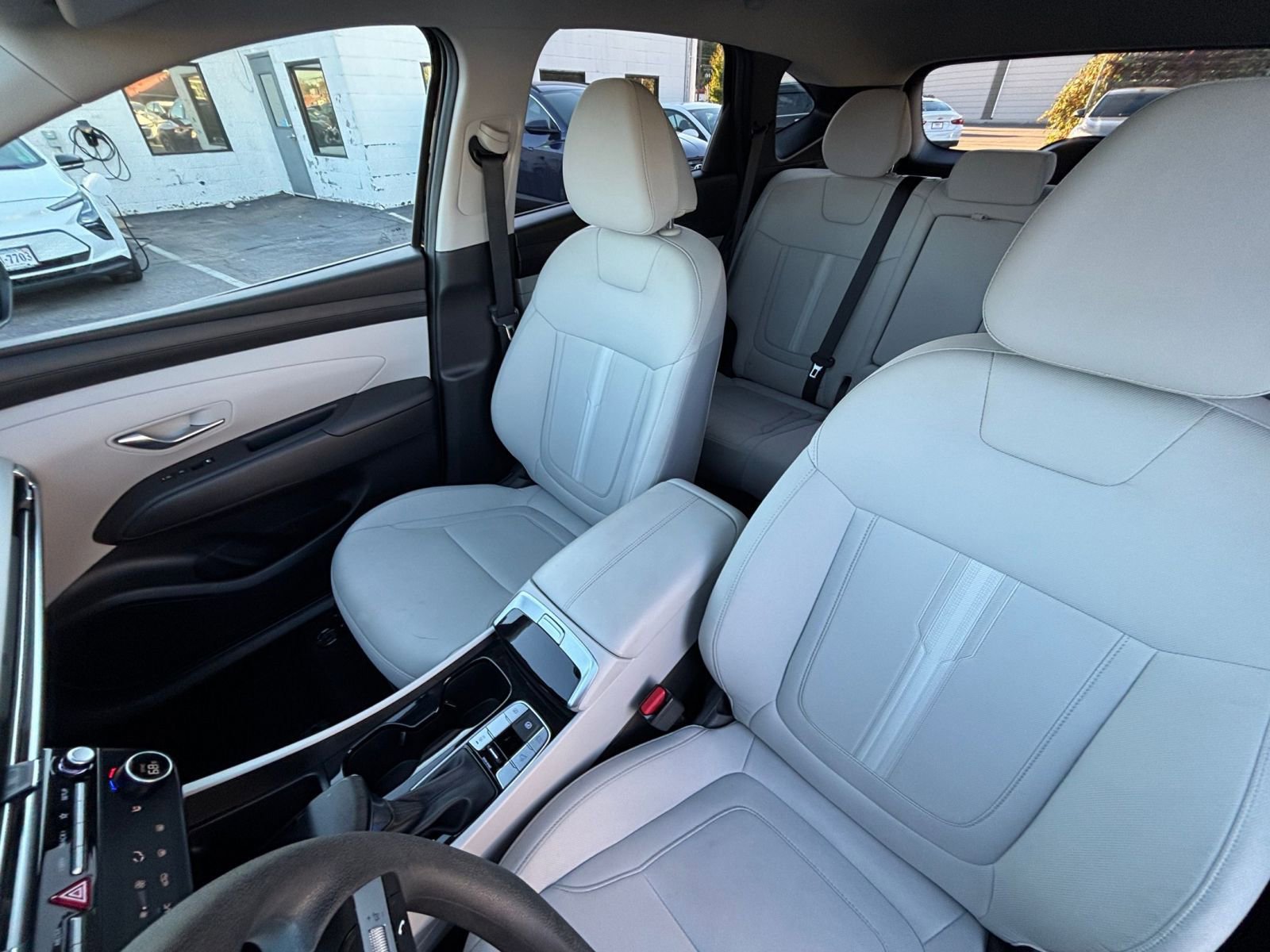 Used 2025 Hyundai Tucson SEL image 36