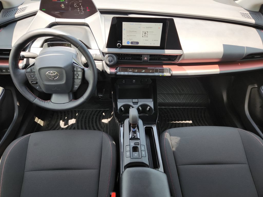 Used 2025 Toyota Prius Plug-In Hybrid FWD image 27