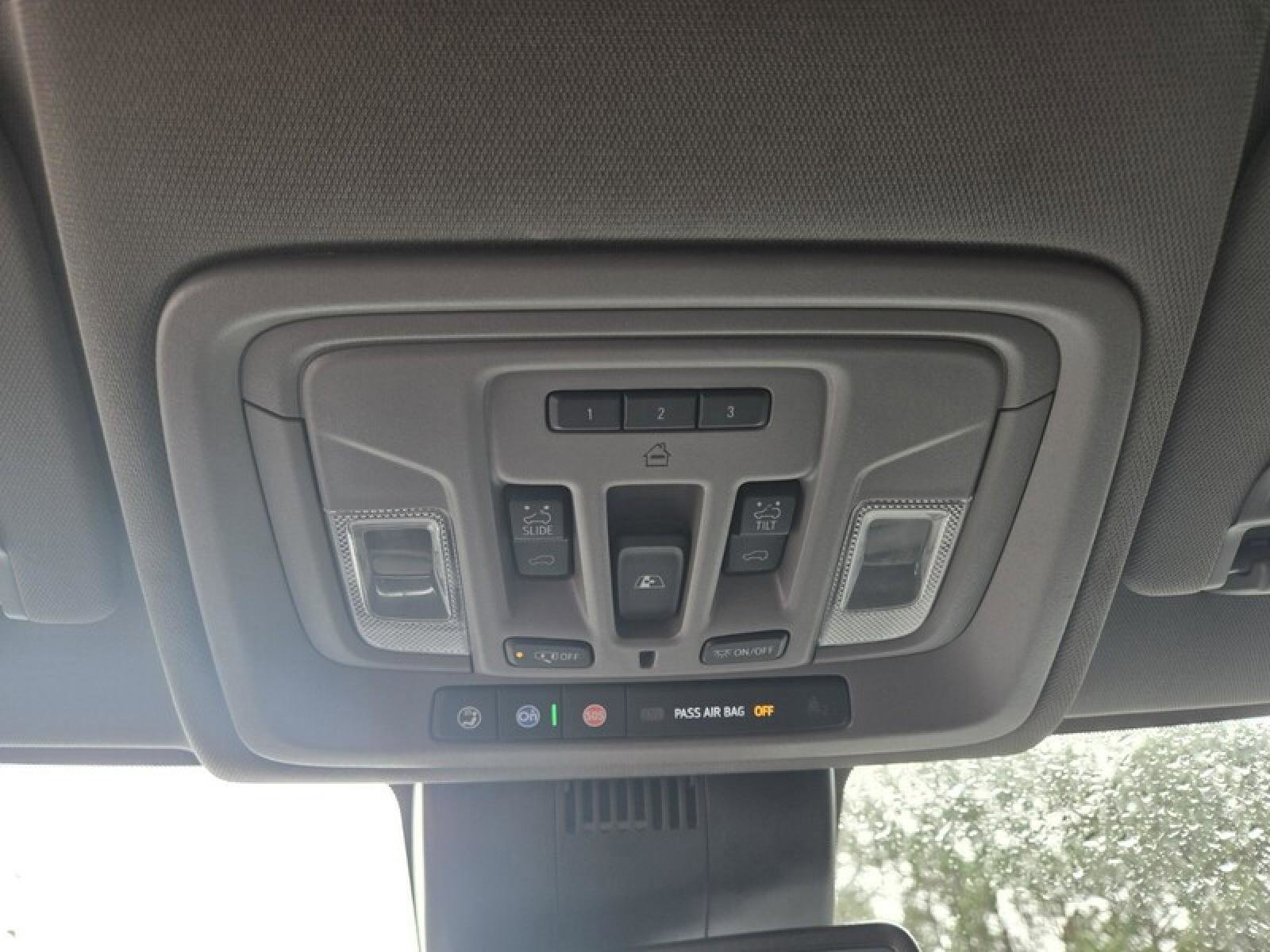 Used 2022 GMC Sierra 1500 Denali image 16