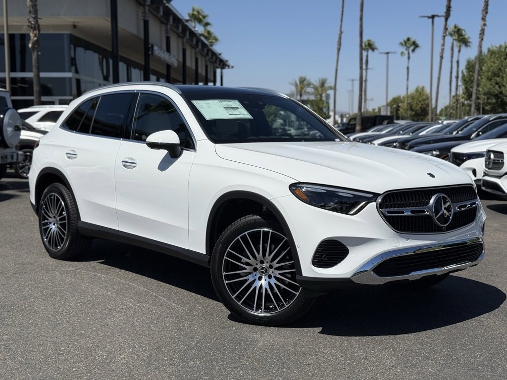 New 2026 Mercedes-Benz GLC 300