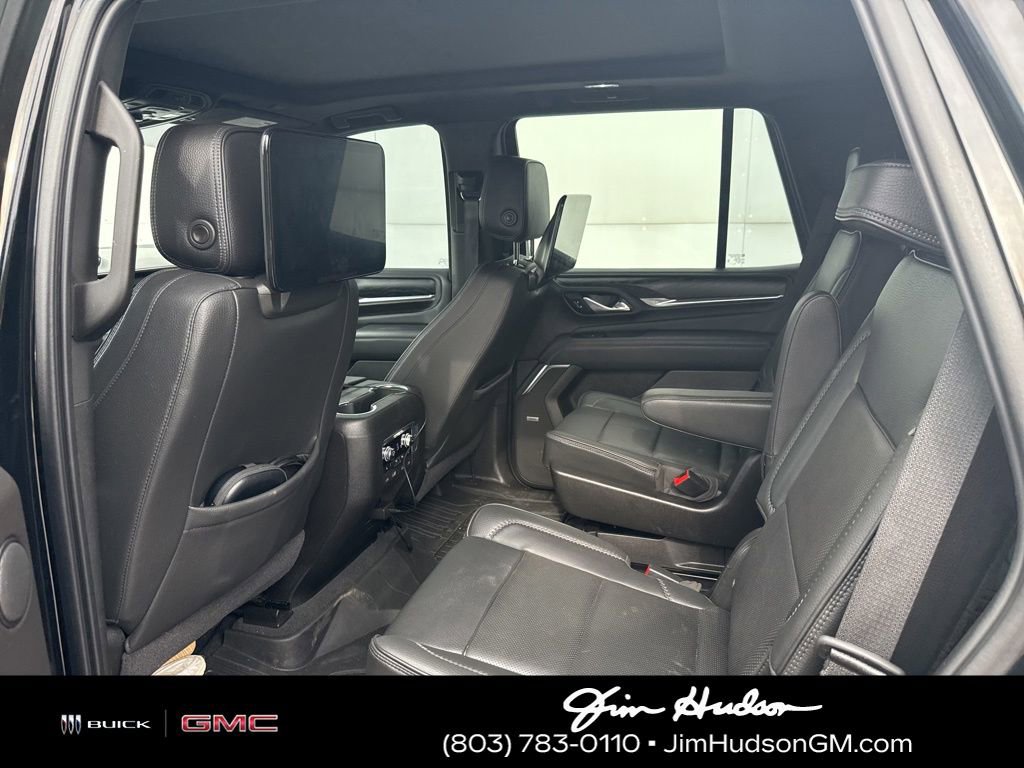 Used 2021 GMC Yukon Denali w/ Denali Premium Package image 6