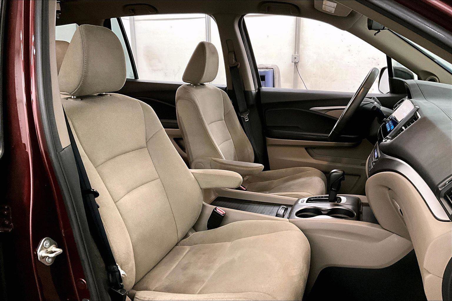 Used 2019 Honda Pilot EX image 7