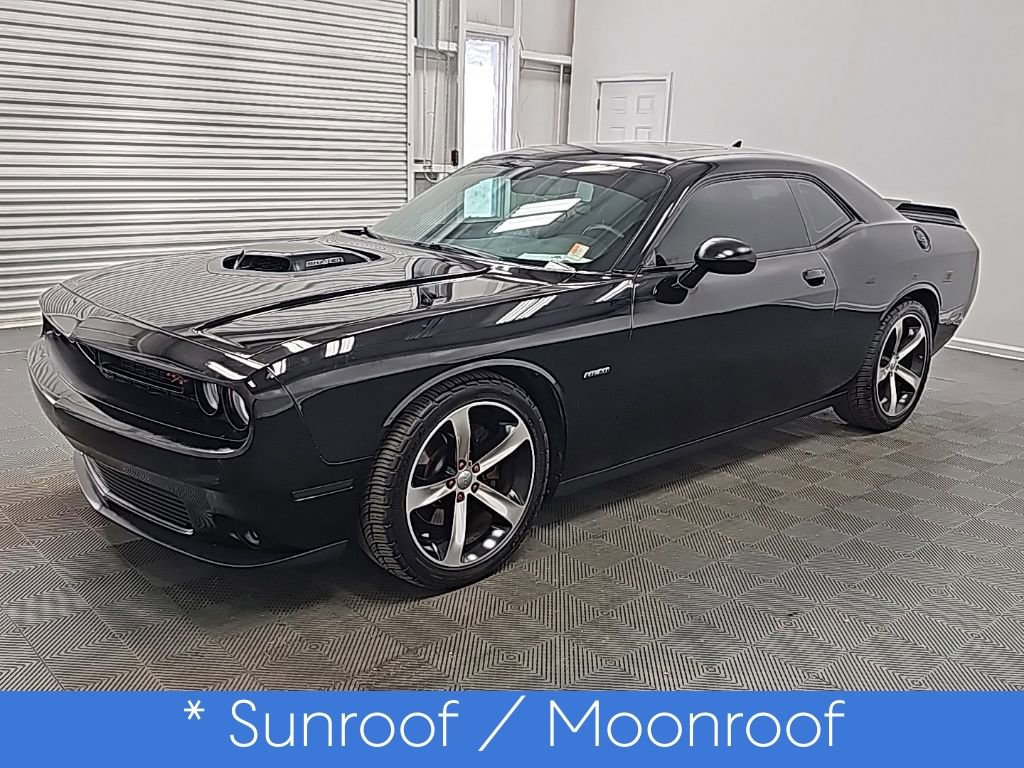 Used 2016 Dodge Challenger R/T image 5