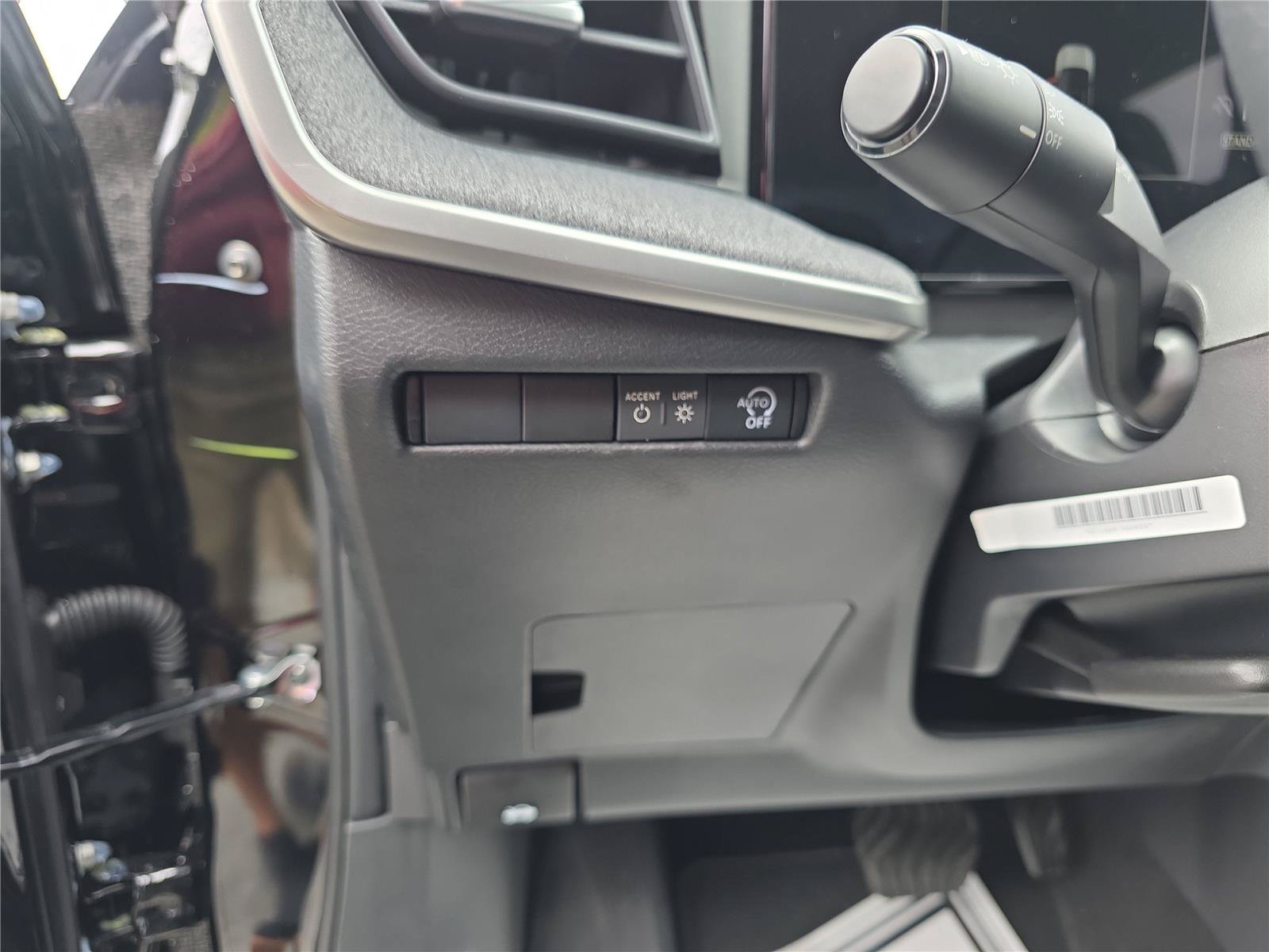 New 2026 Nissan Kicks SV w/ SV Premium Package FWD image 17