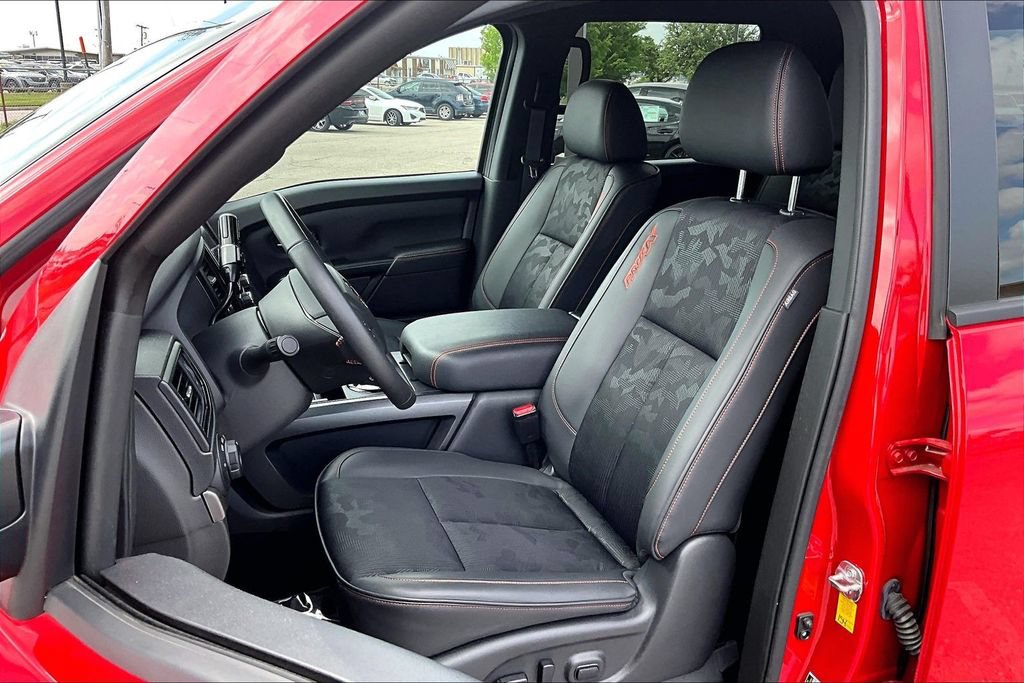 Used 2024 Nissan Titan PRO-4X w/ Pro-4x Utility Package AWD/4WD image 34