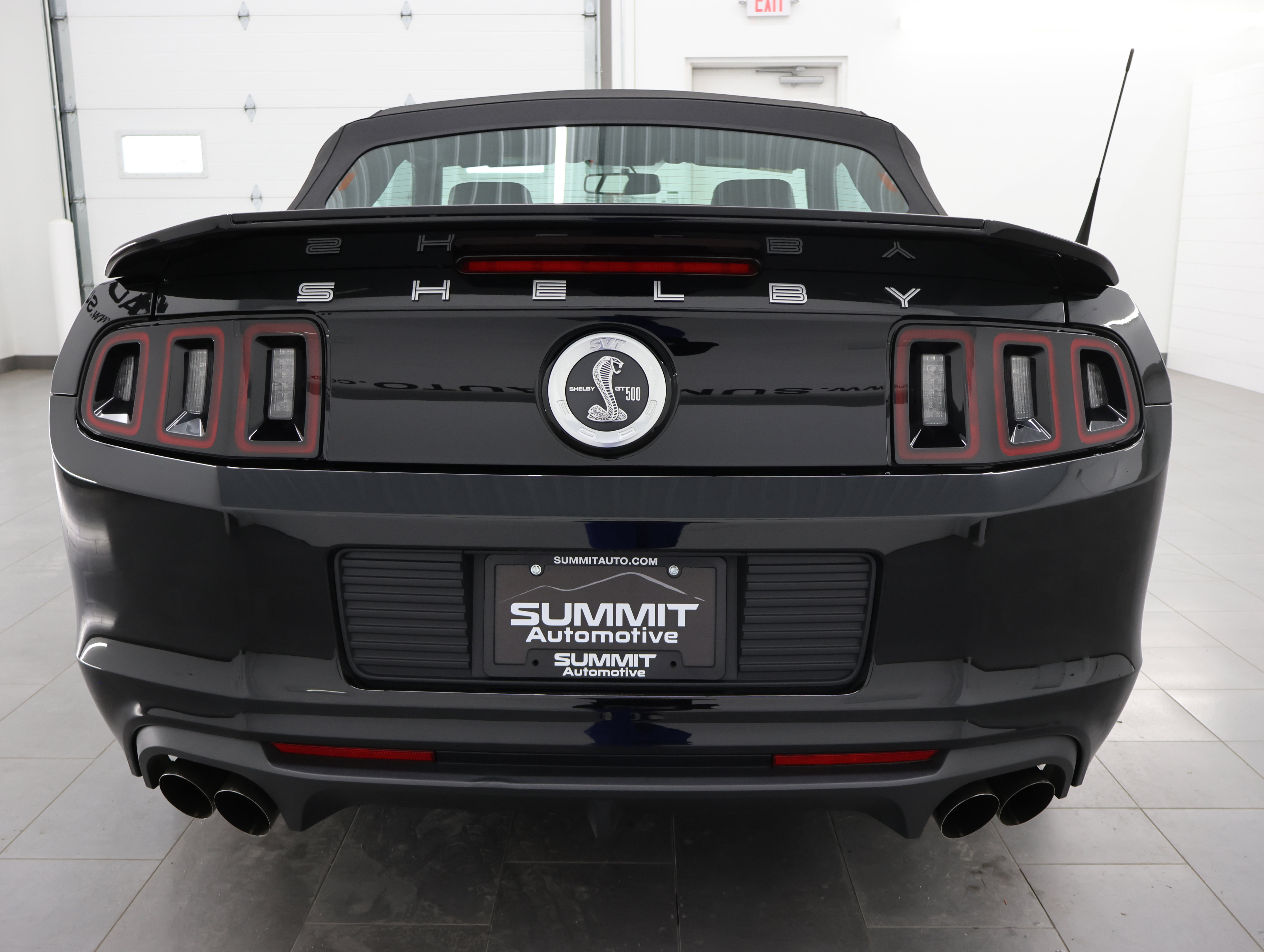 Used 2013 Ford Mustang Shelby GT500 RWD image 23