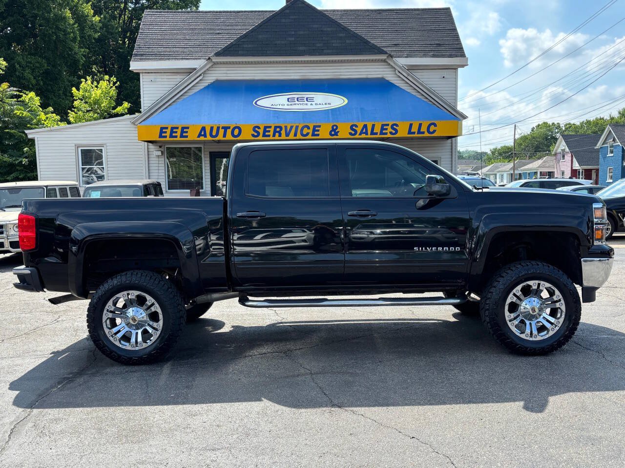 Used 2015 Chevrolet Silverado 1500 LT AWD/4WD image 1