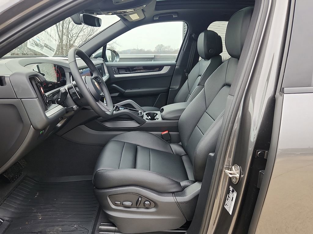 New 2026 Porsche Cayenne image 5