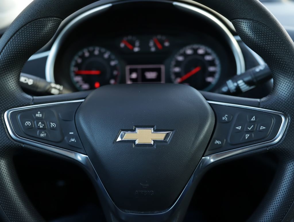 Used 2025 Chevrolet Malibu LT FWD image 10