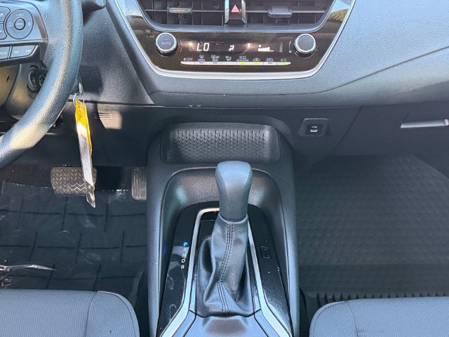Used 2026 Toyota Corolla LE FWD image 12