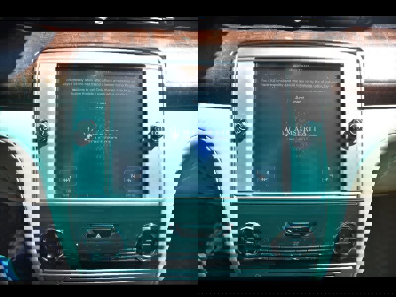 Used 2016 Maserati Quattroporte S RWD image 19