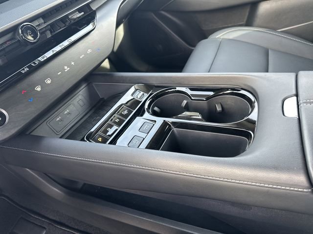 Certified 2025 Nissan Murano SV image 9