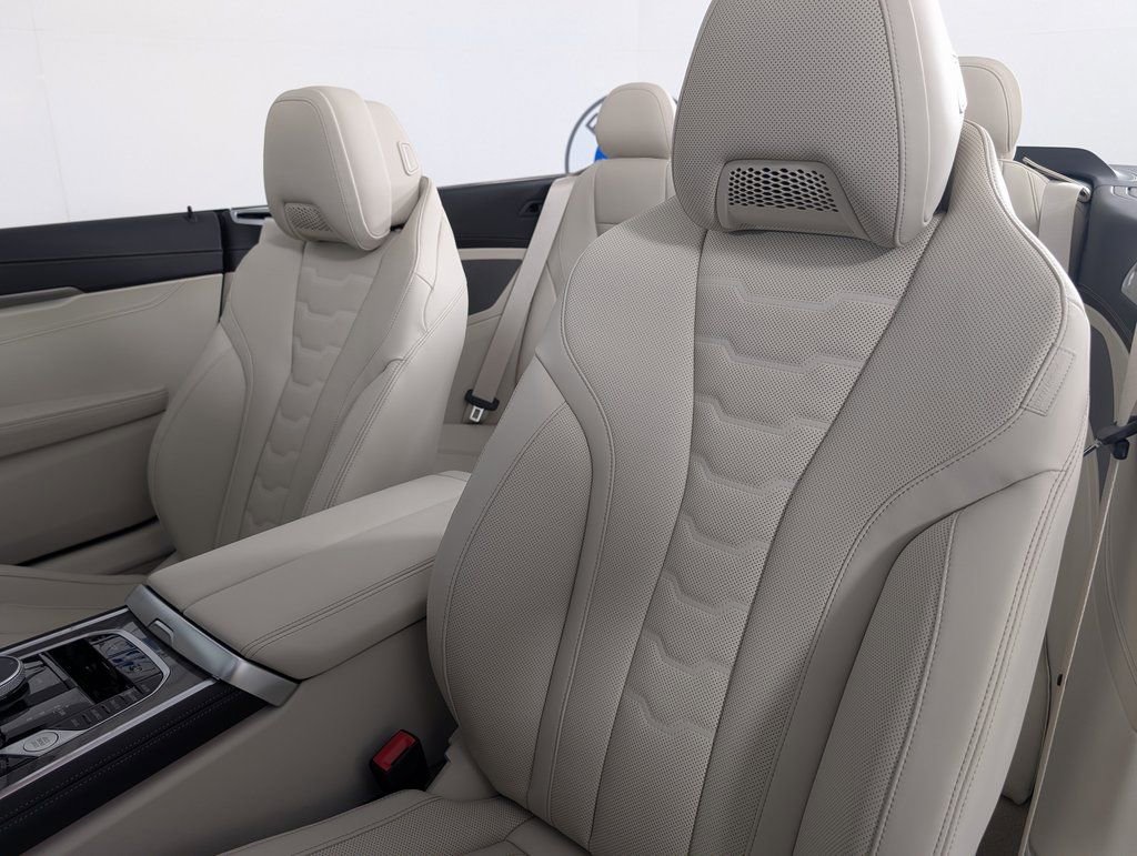 New 2026 BMW 840i xDrive Convertible w/ Comfort Seating Package image 12