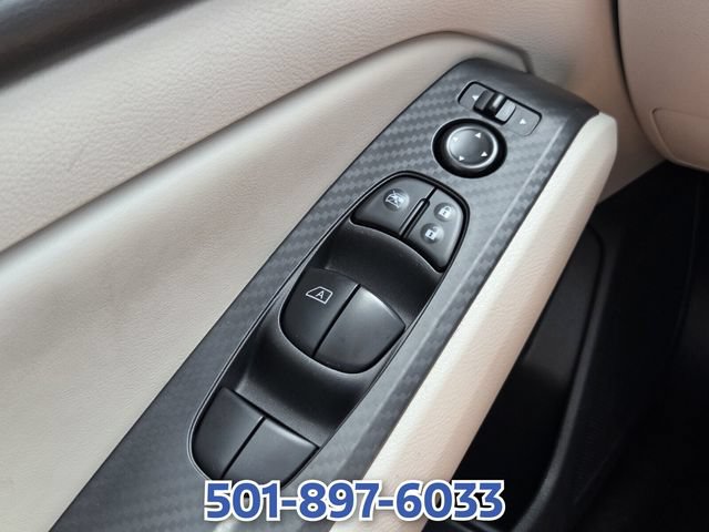 Used 2025 Nissan Altima 2.5 SV FWD image 23