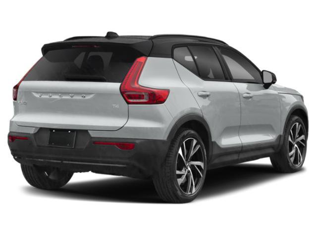 Used 2021 Volvo XC40 T4 R-Design w/ Climate Package FWD image 2
