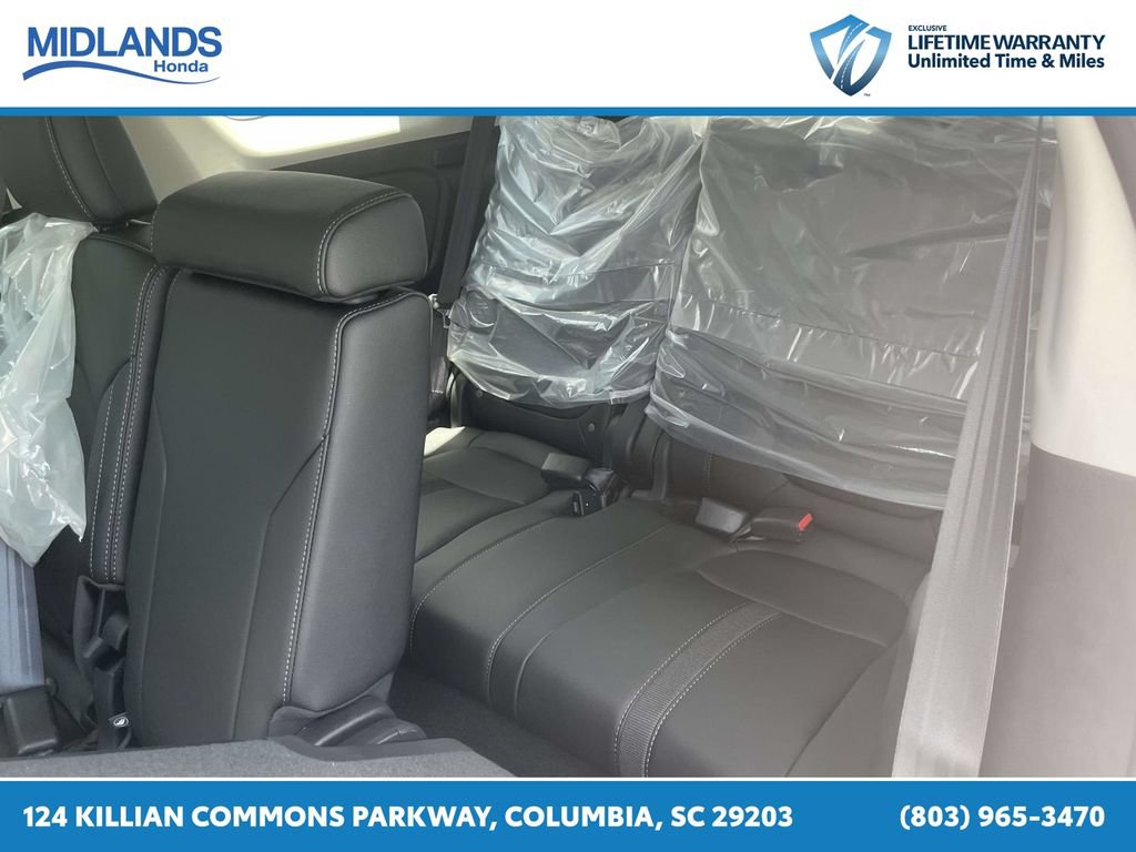 New 2026 Honda Pilot Touring image 11
