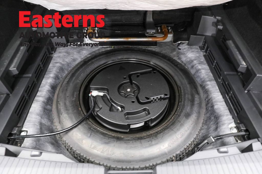 Used 2022 Nissan Rogue SV image 22