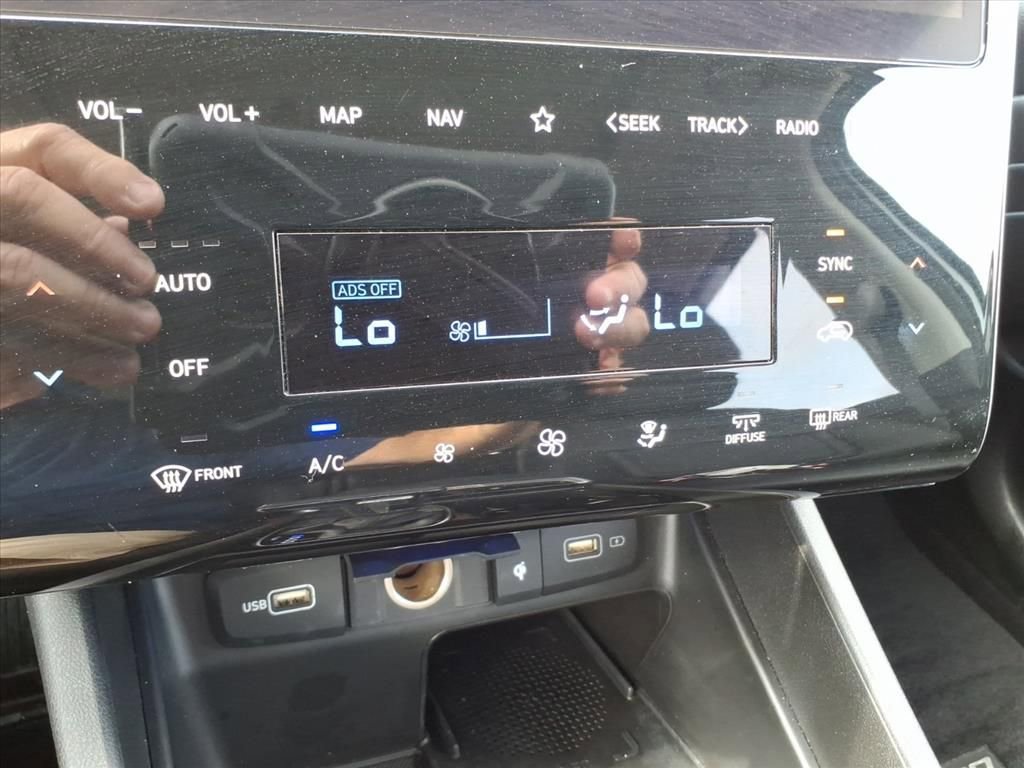 Certified 2024 Hyundai Tucson SEL w/ Convenience Package image 21