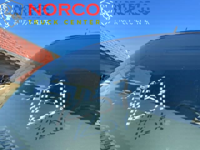 Used 2015 Chevrolet Express 2500 image 18