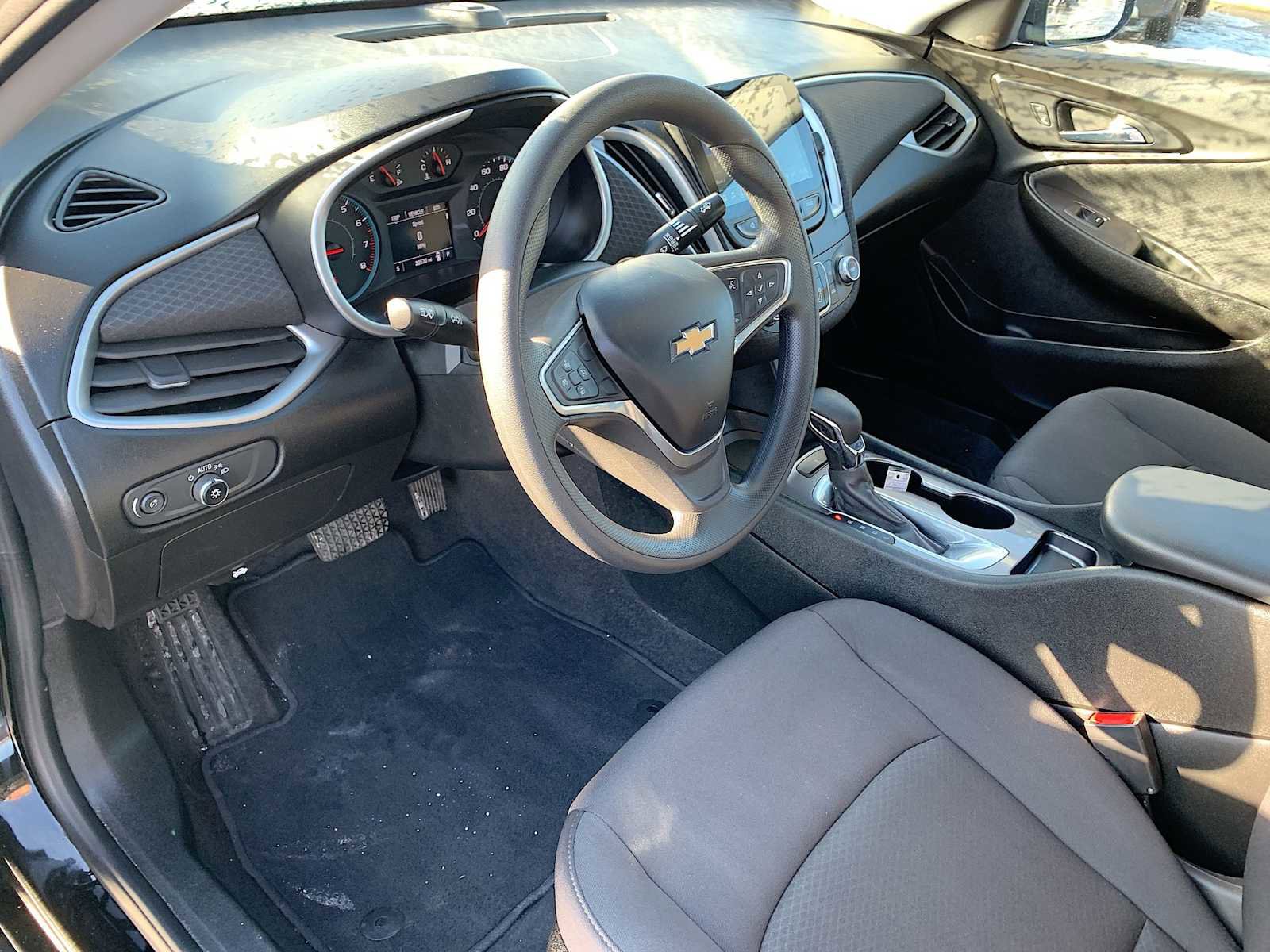 Certified 2022 Chevrolet Malibu LS image 10