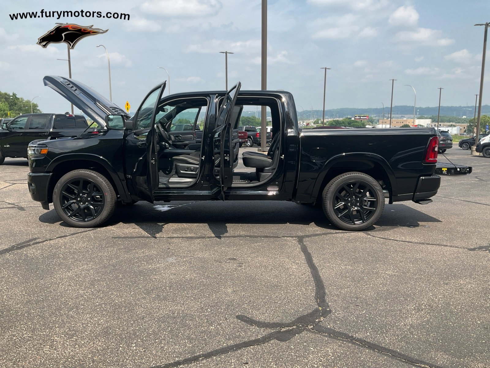 New 2026 RAM 1500 Laramie w/ Night Edition image 39
