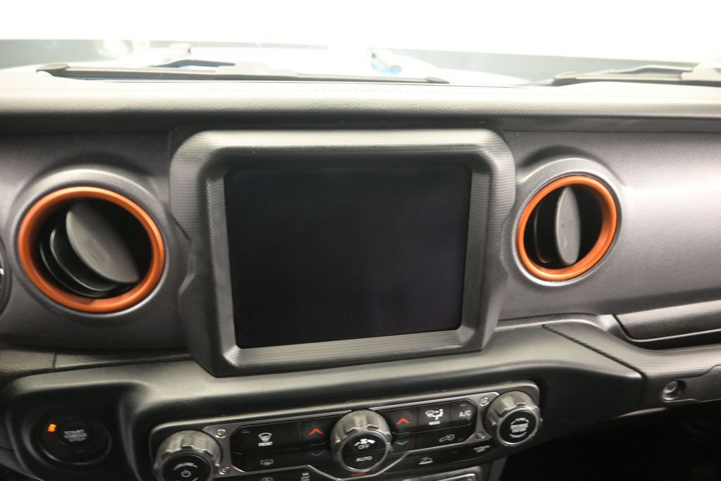 Used 2023 Jeep Gladiator Mojave w/ LED Lighting Group AWD/4WD image 12